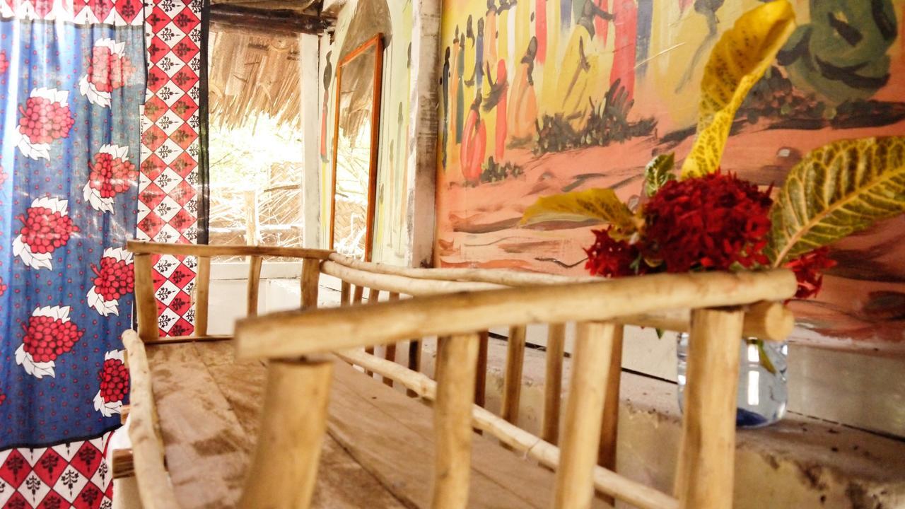 Hostel Soul Breeze Backpackers Diani Diani Beach Zewnętrze zdjęcie