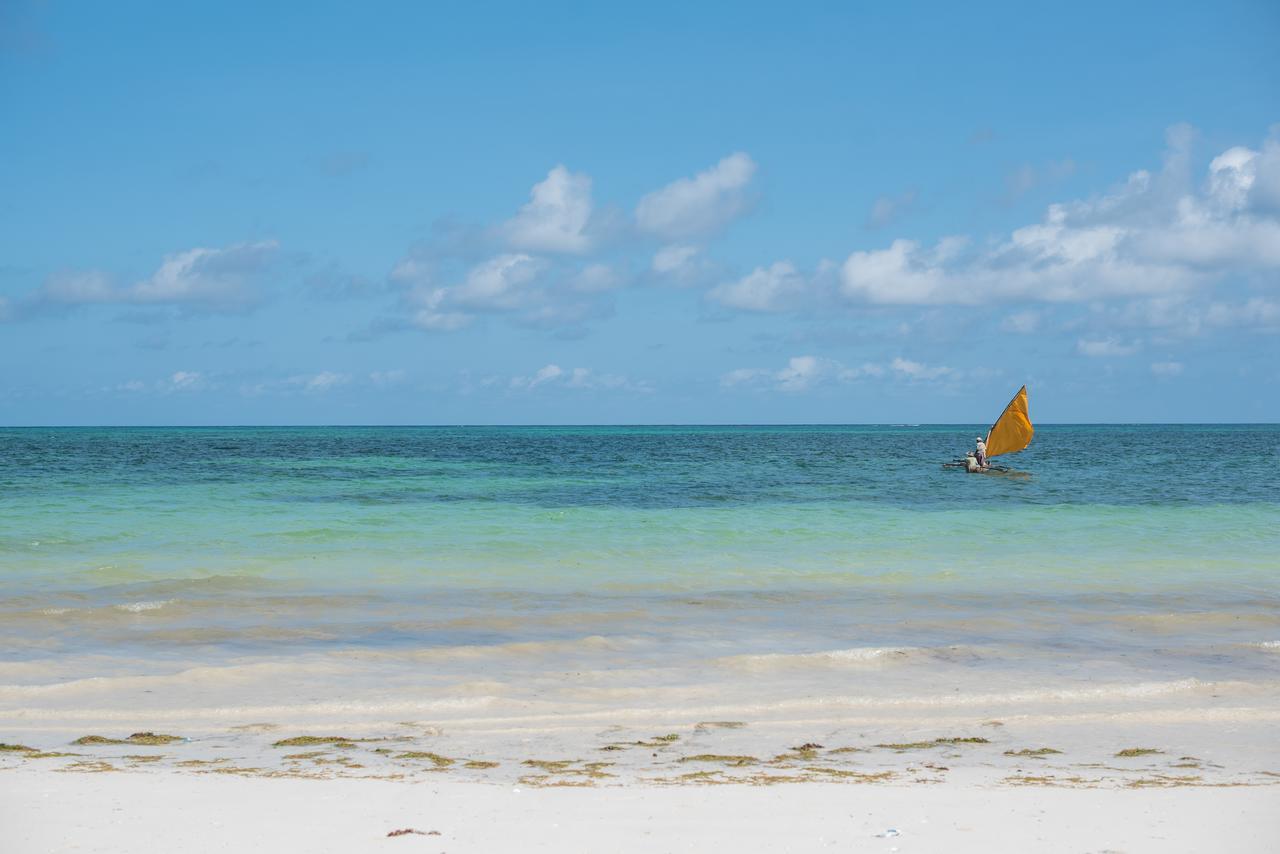 Hostel Soul Breeze Backpackers Diani Diani Beach Zewnętrze zdjęcie