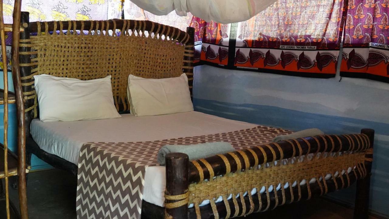 Hostel Soul Breeze Backpackers Diani Diani Beach Zewnętrze zdjęcie