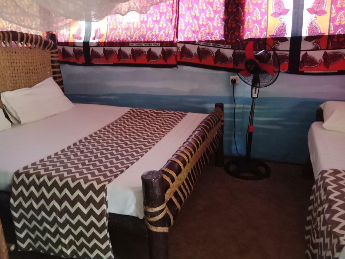 Hostel Soul Breeze Backpackers Diani Diani Beach Zewnętrze zdjęcie